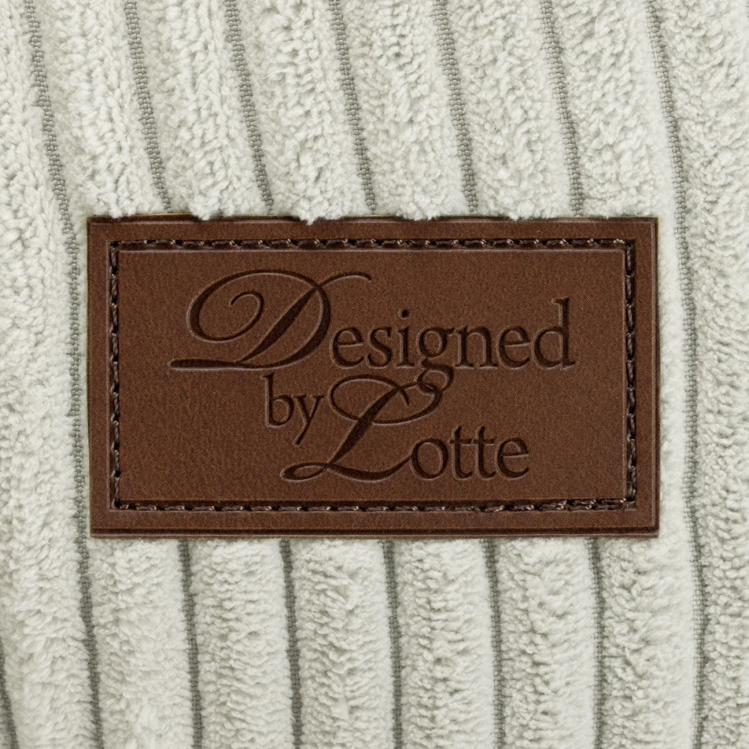 Coussin velours côtelé