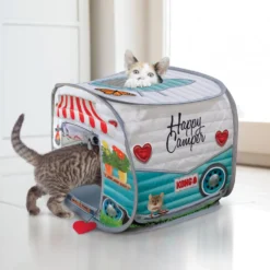 Cube Play Spaces Camper