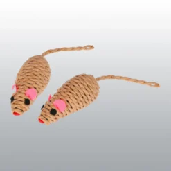 Souris tréssée pour chat